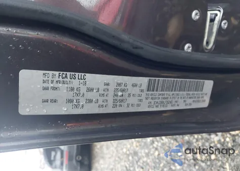 2018 Jeep Compass Latitude 4X4 из США, поврежденный, VIN 3C4NJDBBXJT262461